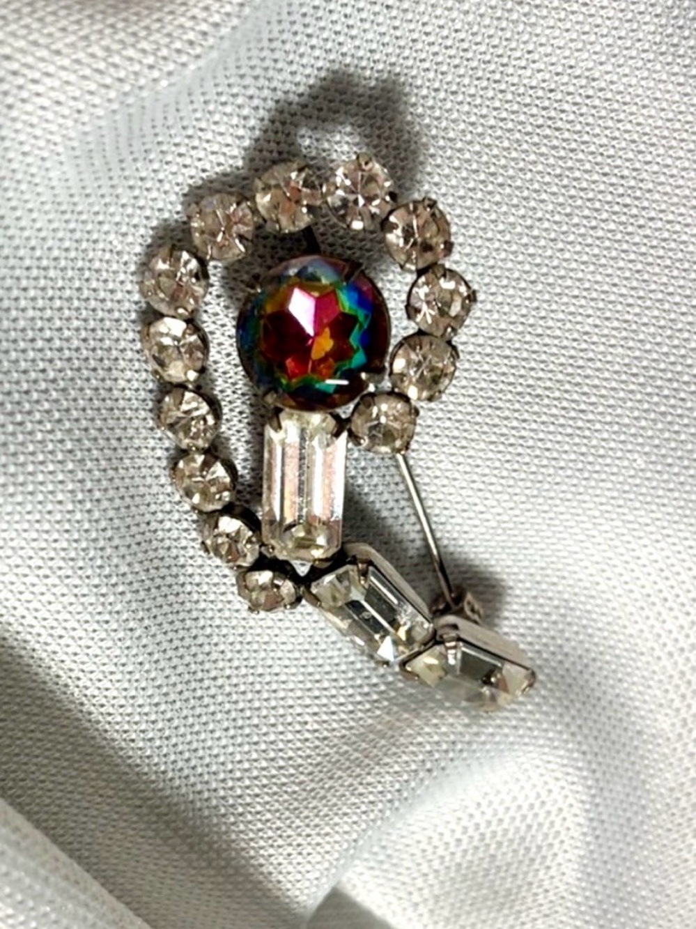 Vintage Mid Century Watermelon Rivoli Rhinestone Comet Swirl Brooch Pin